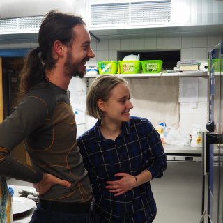 Polski wieczór: Heatin up krokiety and racuchy before serving.