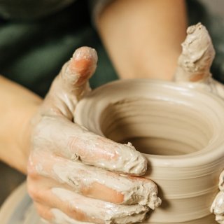 VEČERY S HRNČÍŘSKÝM KRUHEM