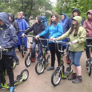 Koloběžky – Celkem 38 koloběžek (vhodné i pro dospělé)